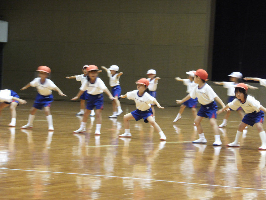 学校ダンス発表会写真